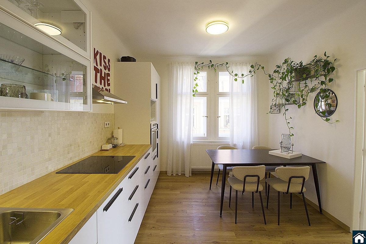 Pronájem bytu 2+1 62 m² – fotografie 3
