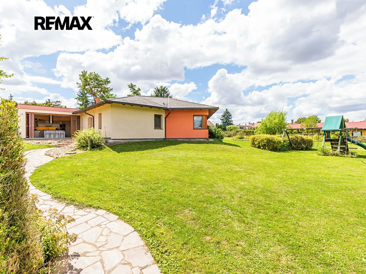 Prodej domu, 290 m² (4 z 24)
