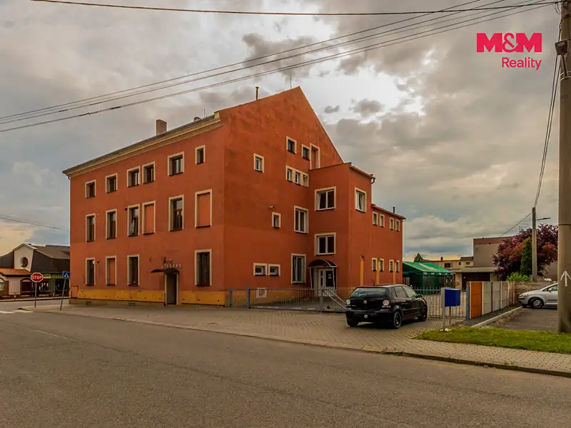 Prodej obchodního prostoru 1355 m², Kravaře – náhled fotky 2