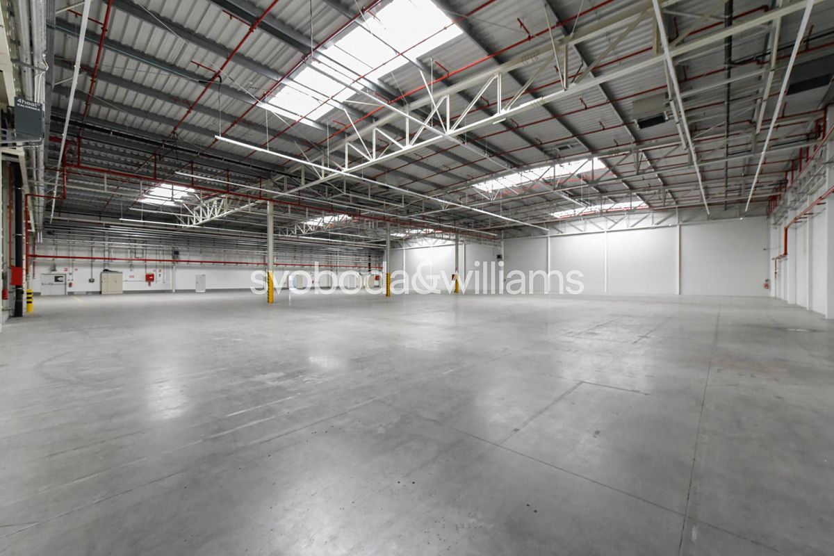 Pronájem výrobní haly, prostoru 20500 m² – fotografie 2