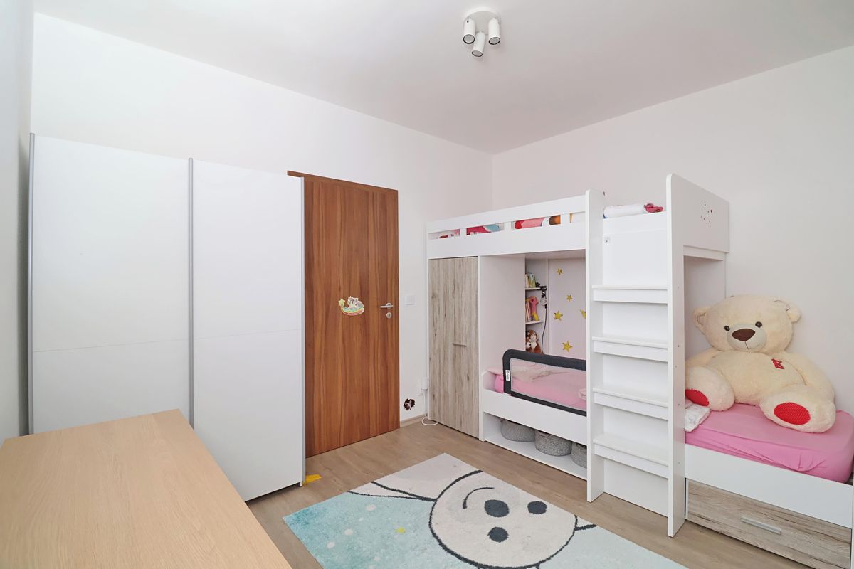 Pronájem bytu 3+kk 80 m² – fotografie 5