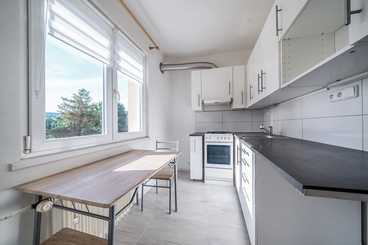 Pronájem bytu 2+1 50 m² – fotografie 2