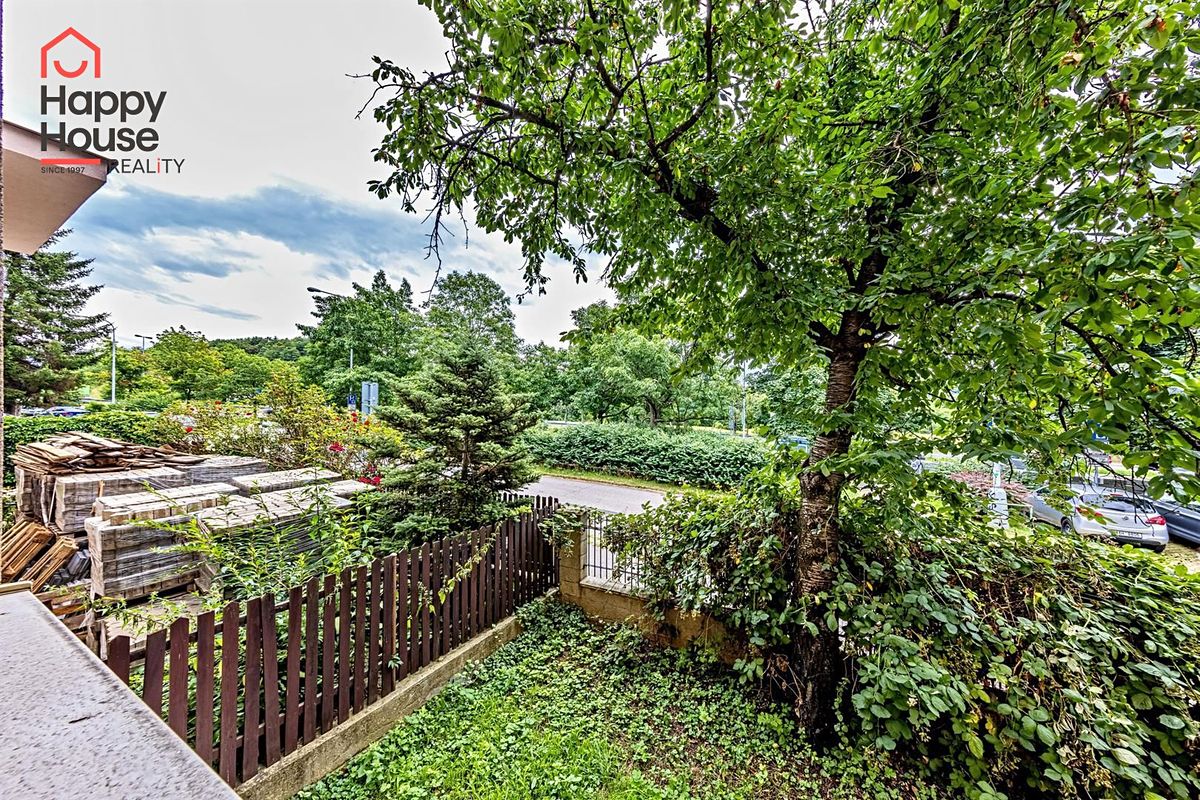 Pronájem bytu 2+1 52 m² – fotografie 3