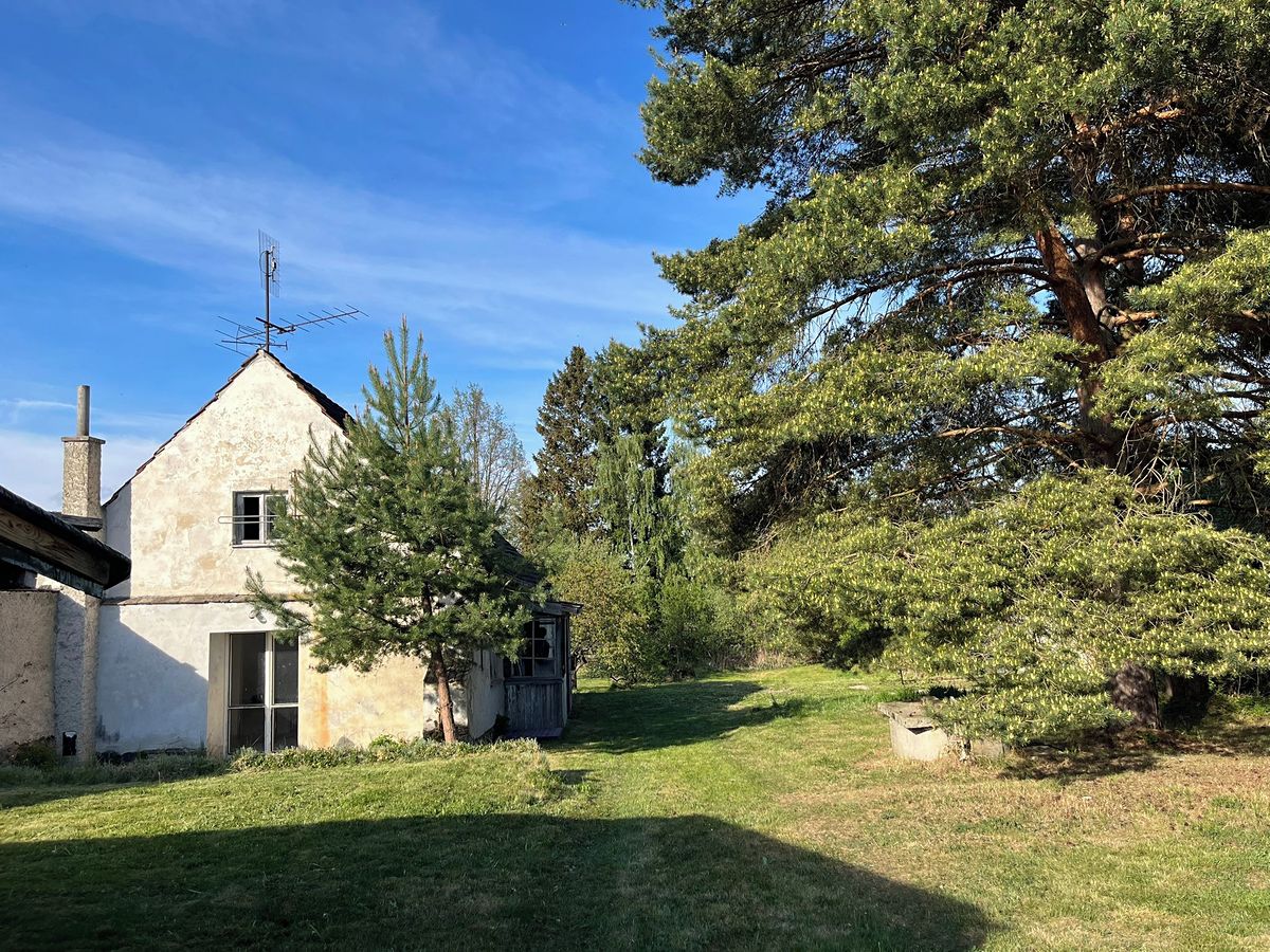 Prodej rodinného domu 100 m², pozemek 2068 m²