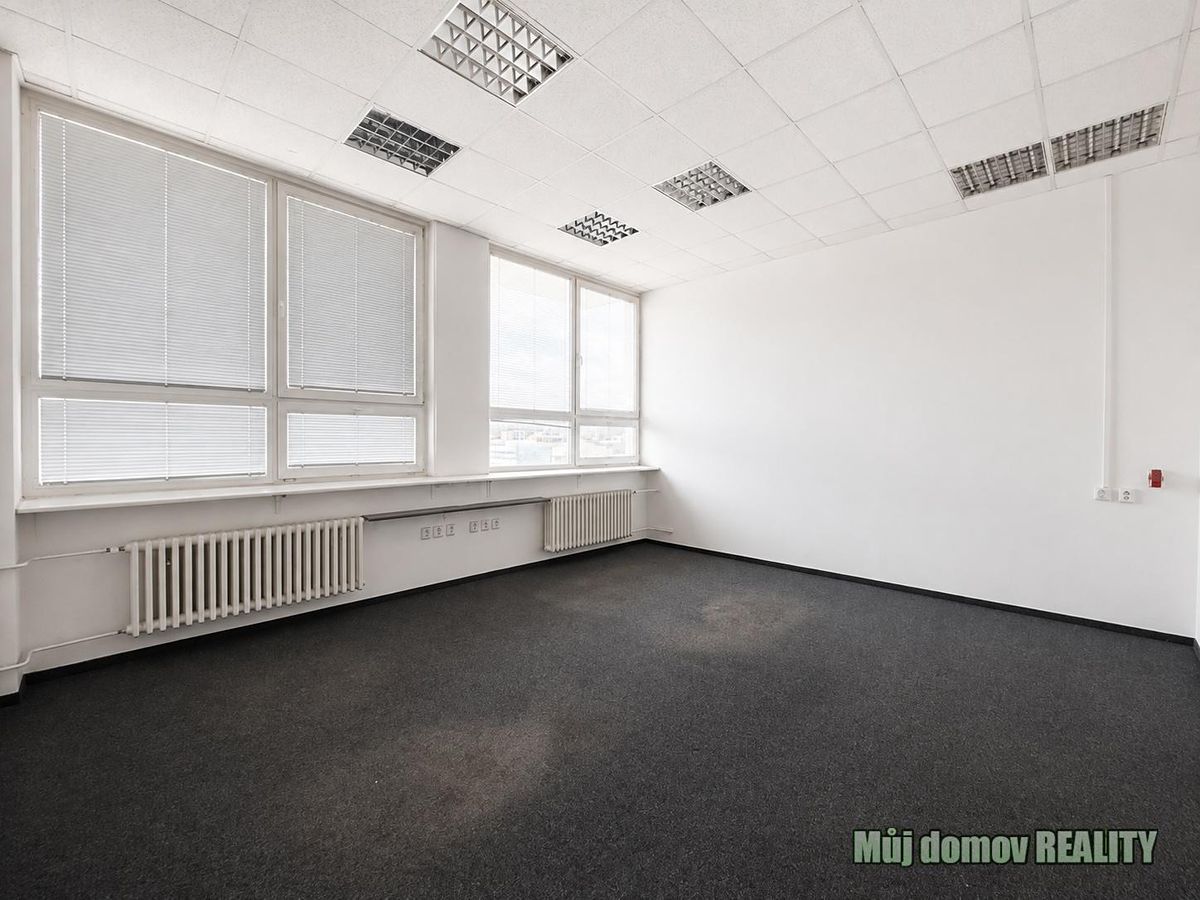 Pronájem kanceláře 25 m² – fotografie 2