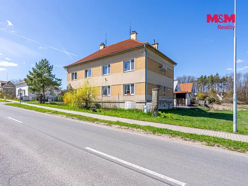 Prodej činžovního domu 280 m², Dymokury – náhled fotky 2