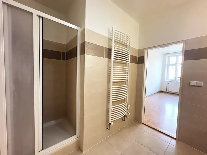 Pronájem bytu 2+1 80 m², Olomouc – náhled fotky 3