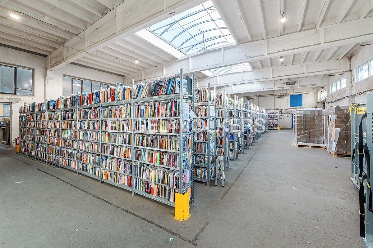Pronájem skladového prostoru 3360 m² – fotografie 3