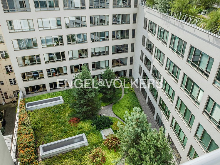 Pronájem komerčního prostoru, 311 m² (6 z 7)