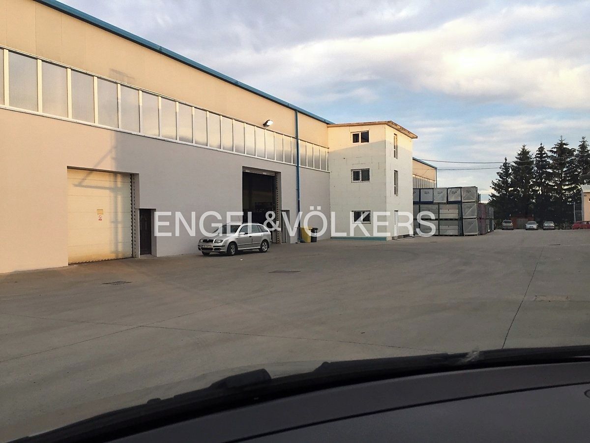 Pronájem skladového prostoru 961 m², Sukorady – fotka 1 z 3