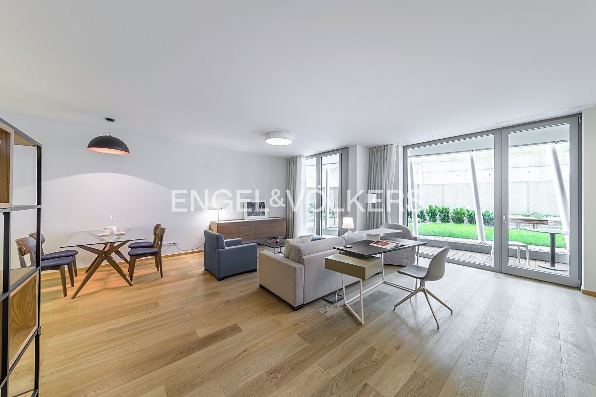 Pronájem bytu 1+kk 66 m²