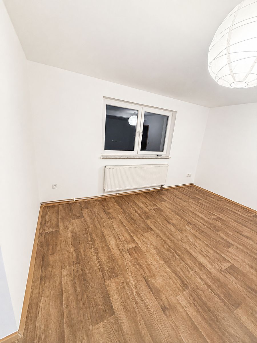Pronájem bytu 2+kk 51 m² – fotografie 3