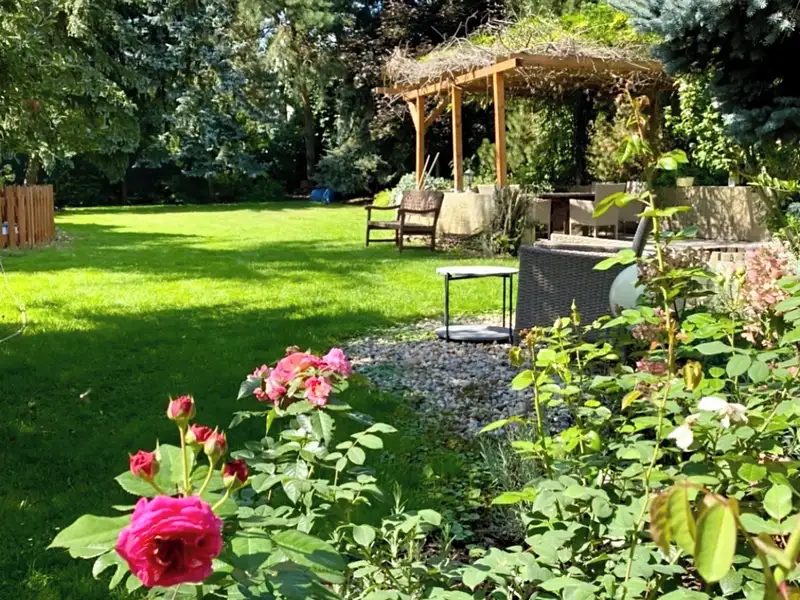 Prodej rodinného domu 341 m², pozemek 1516 m², Jirny – náhled fotky 2