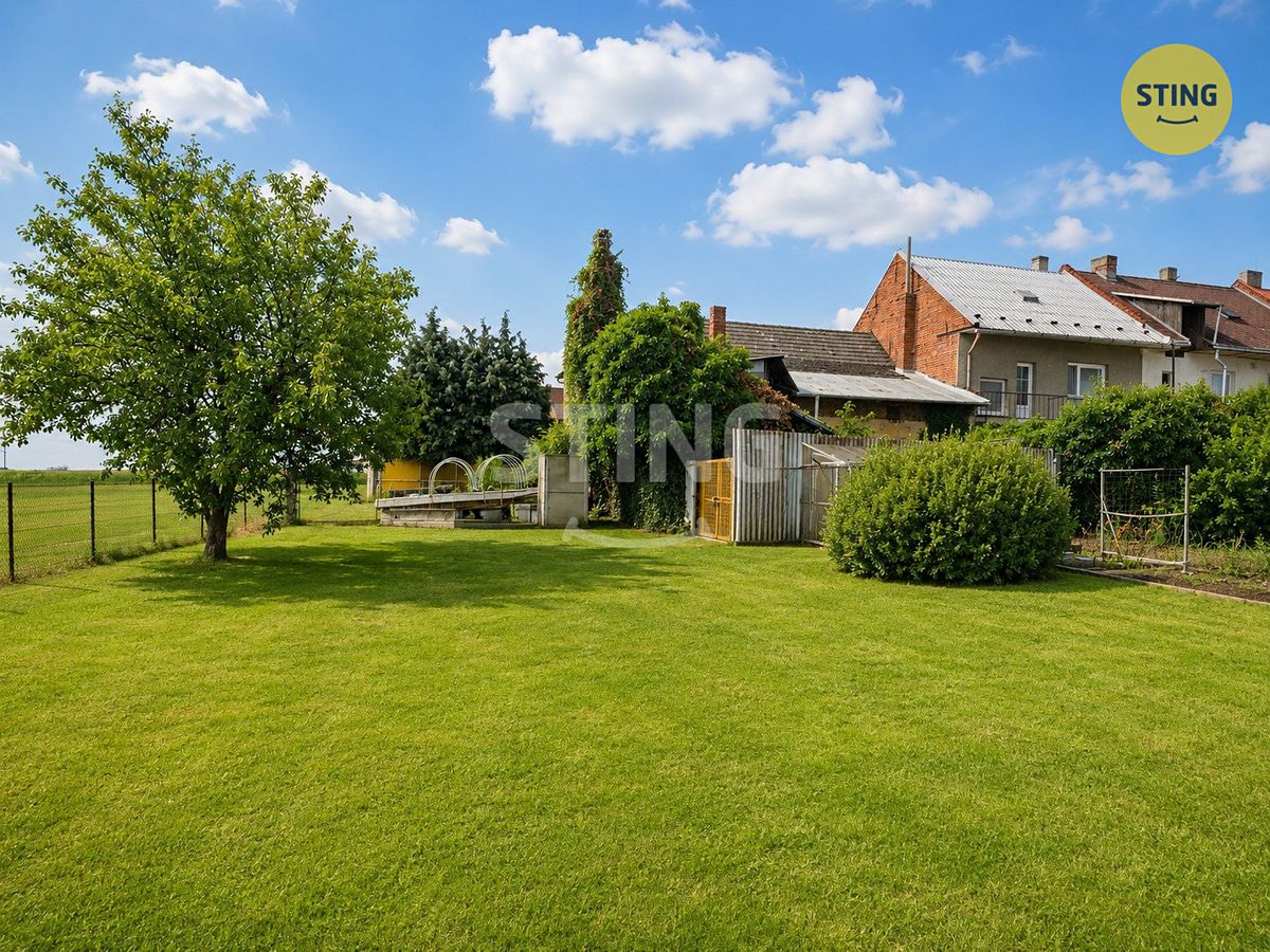 Prodej rodinného domu 140 m², pozemek 684 m² – fotografie 4