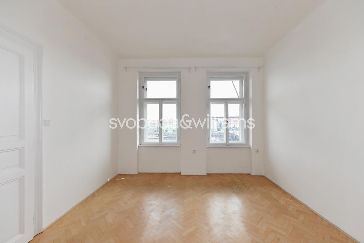 Pronájem bytu 2+1 81 m² – fotografie 4