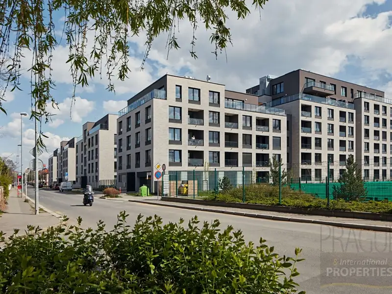Prodej bytu 2+kk 54 m², Praha – náhled fotky 1