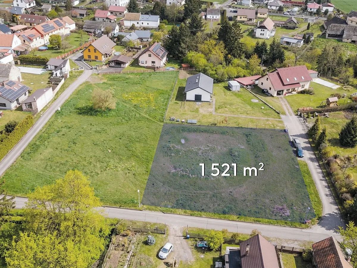 Prodej stavebního pozemku 1521 m²