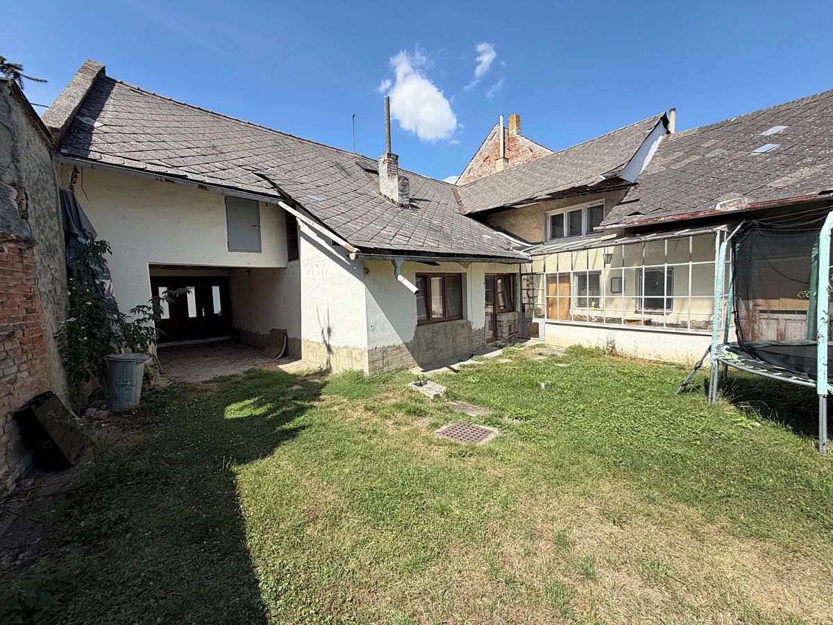 Prodej rodinného domu 230 m², pozemek 577 m² – fotografie 4
