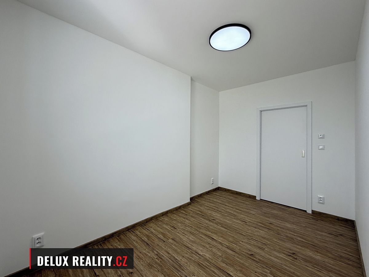 Pronájem bytu 4+kk 68 m² – fotografie 5