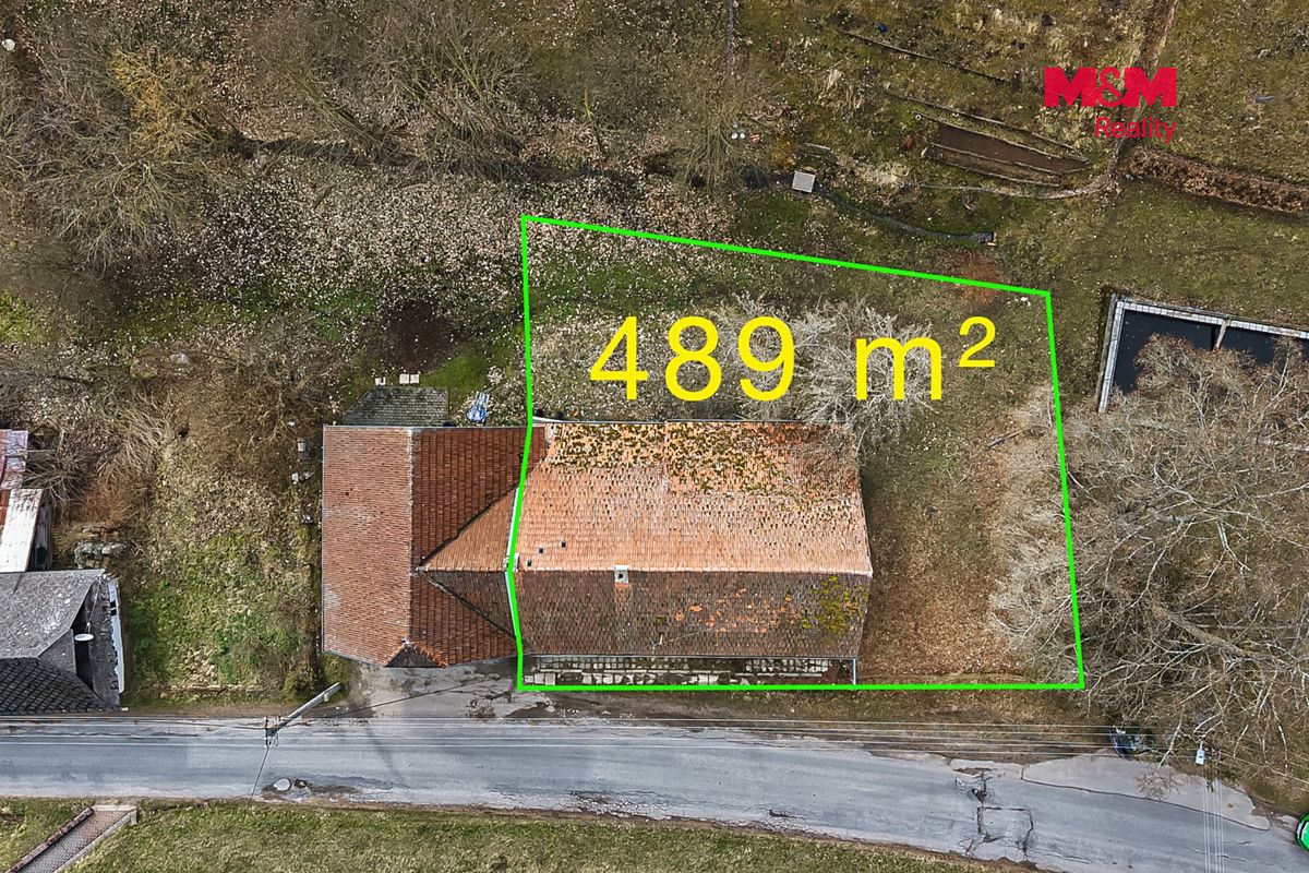 Prodej rodinného domu 136 m², pozemek 489 m² – fotografie 2