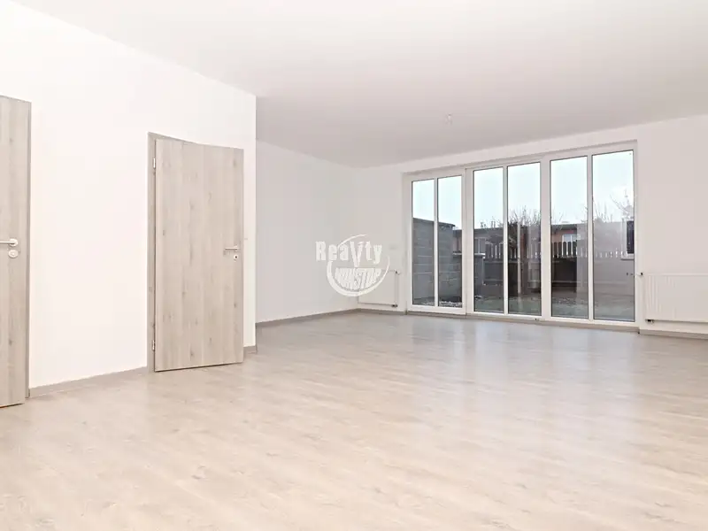 Prodej rodinného domu 120 m², pozemek 37 m², Jindřichův Hradec – náhled fotky 1