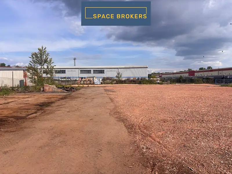Pronájem komerčního pozemku 3000 m², Pardubice – náhled fotky 3