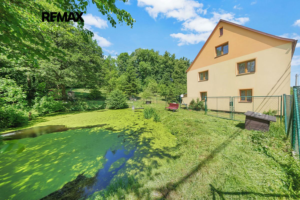 Prodej chaty 300 m², pozemek 3850 m² – fotografie 3