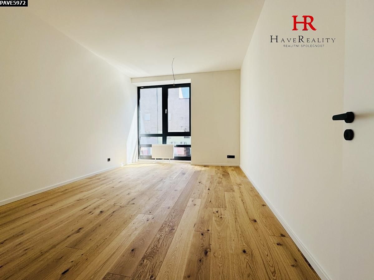 Pronájem bytu 2+kk 77 m² – fotografie 5
