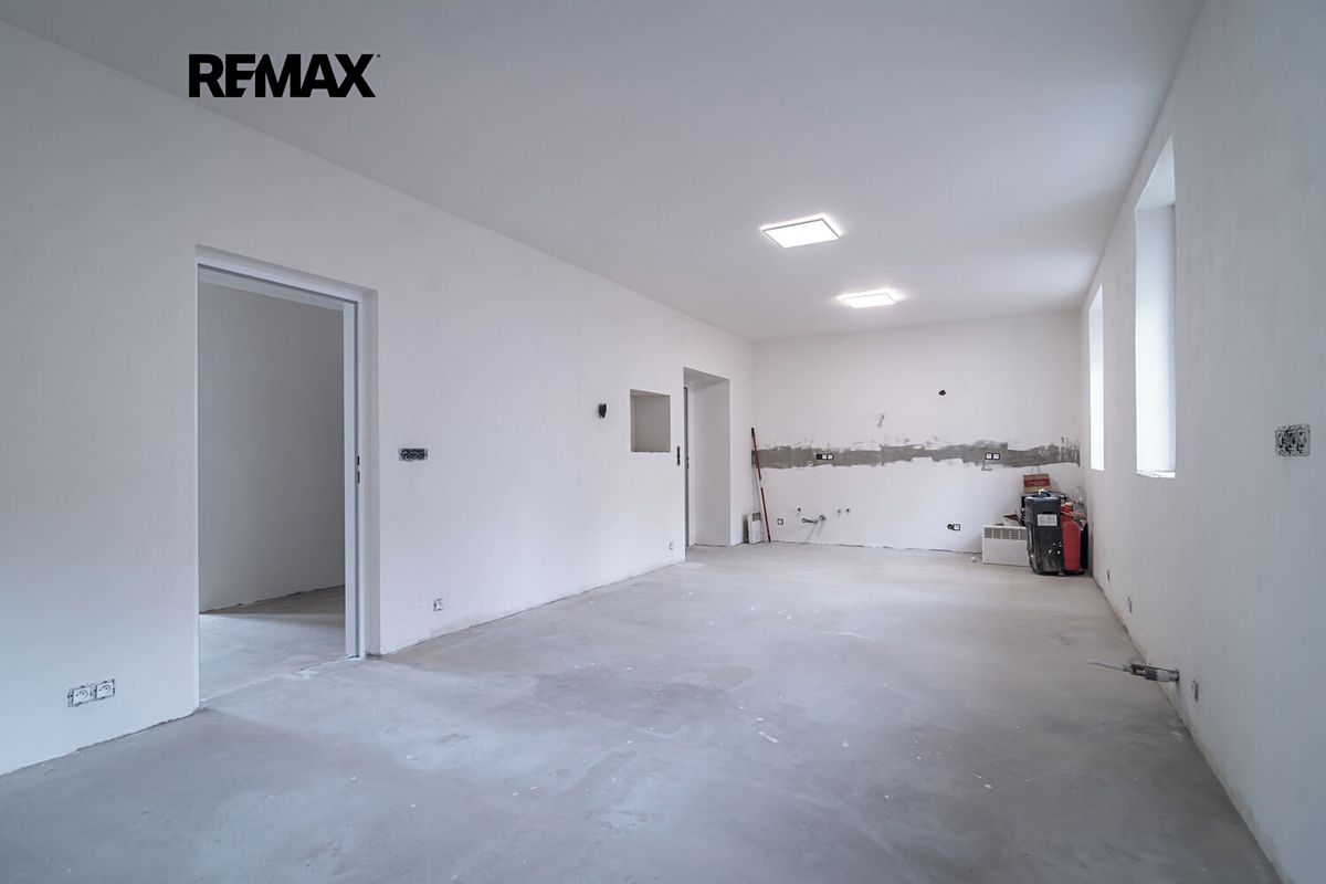 Prodej rodinného domu 235 m², pozemek 520 m² – fotografie 5