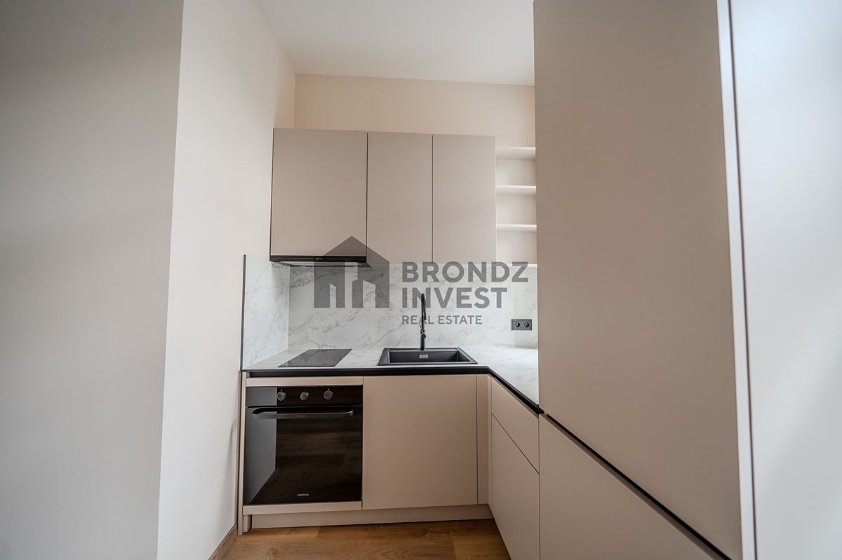 Pronájem bytu 2+kk 38 m² – fotografie 5