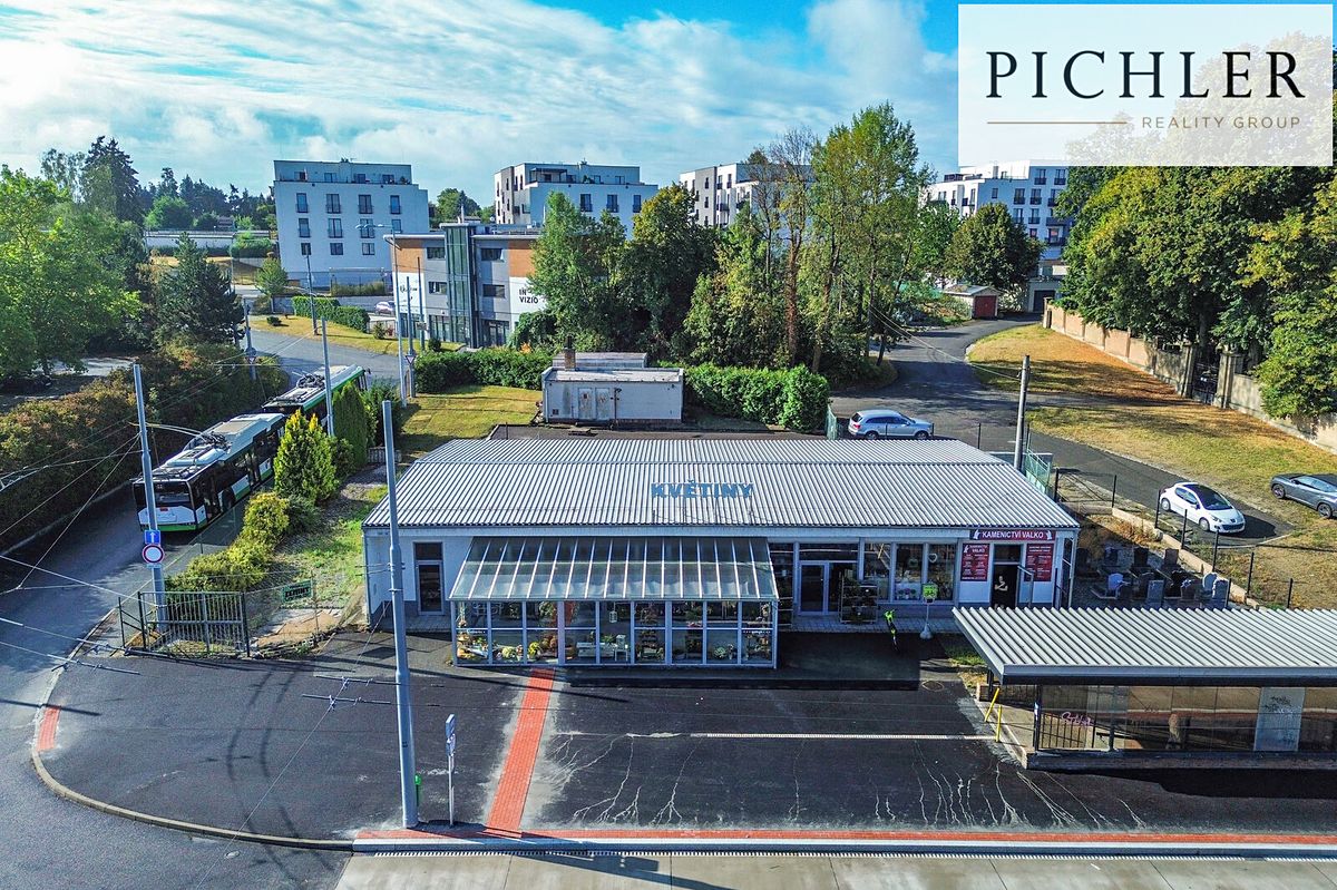 Pronájem obchodního prostoru 330 m²