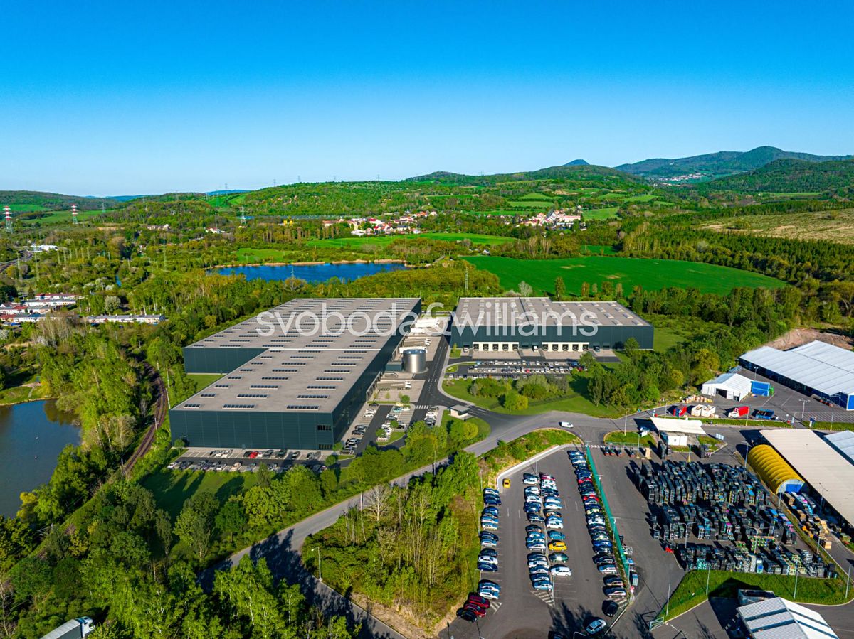 Pronájem skladového prostoru 13414 m²