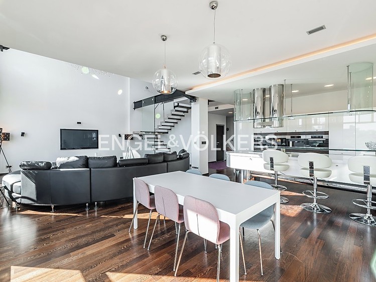 Квартира 3+kk в оренду, 288 м² (6 з 18)