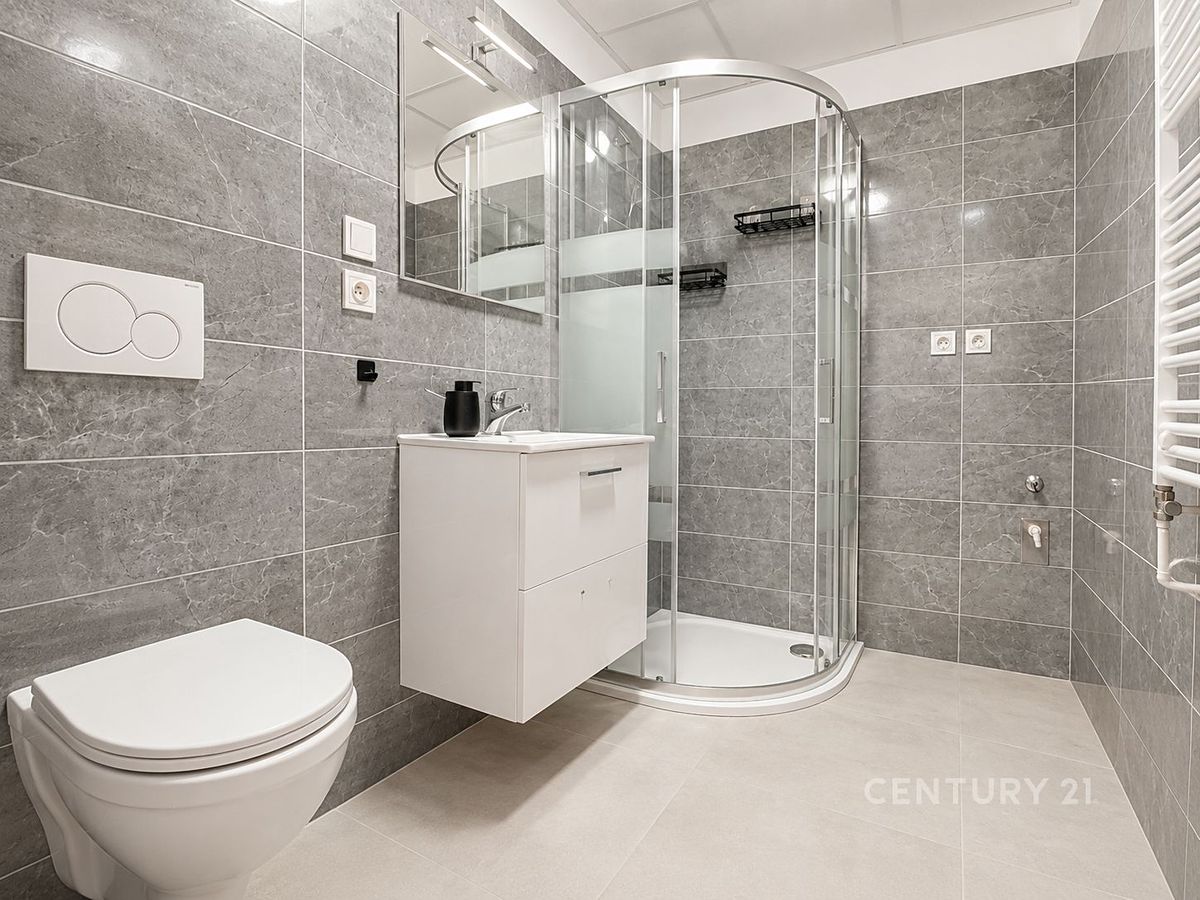 Pronájem bytu 3+1 80 m² – fotografie 3