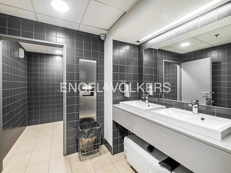 Комерційне приміщення в оренду, 330 м² (10 з 11)