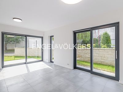Pronájem rodinného domu 226 m², pozemek 302 m²