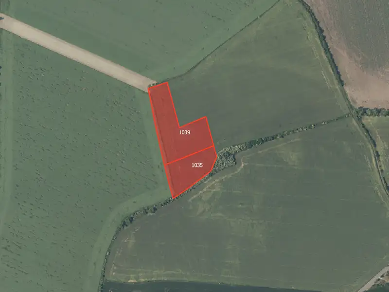 Prodej pole 70796 m², Slatina – náhled fotky 1