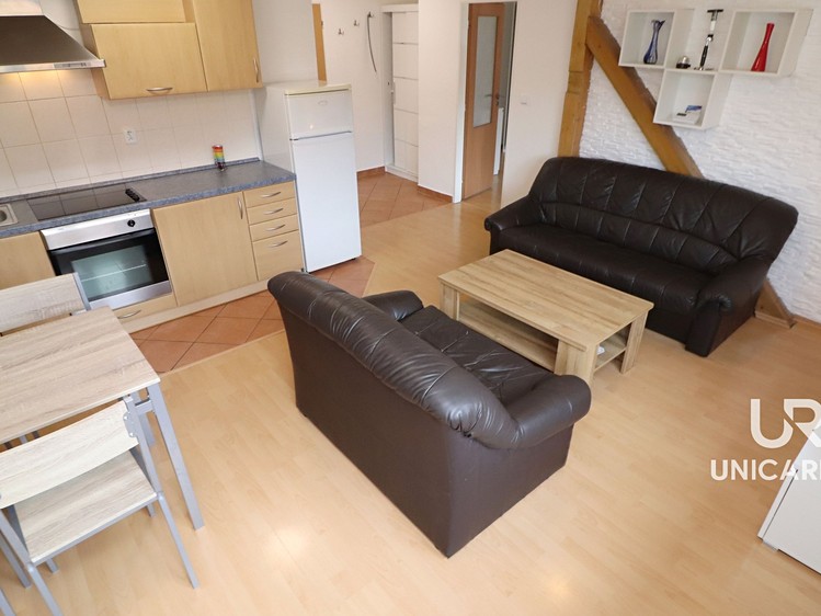 Prodej komerčního prostoru, 523 m² (19 z 27)