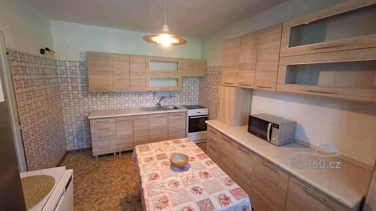 Prodej rodinného domu 120 m², pozemek 583 m² – fotografie 4