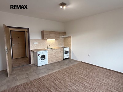 Квартира 2+kk в оренду, 42 м² (2 з 10)