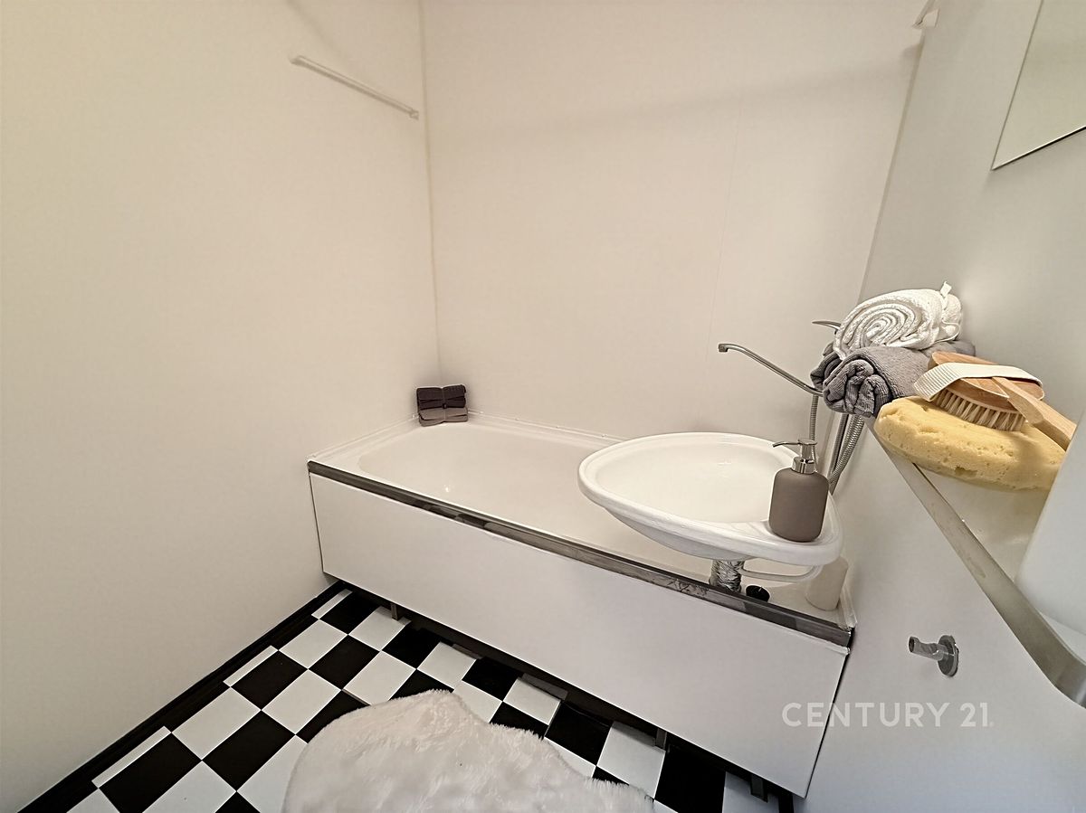 Prodej bytu 1+1 48 m² – fotografie 3