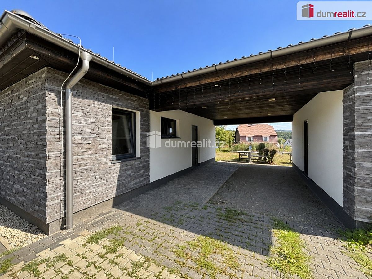 Prodej rodinného domu 90 m², pozemek 951 m² – fotografie 2