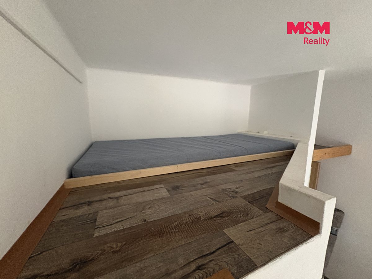 Pronájem bytu 1+kk 23 m² – fotografie 3