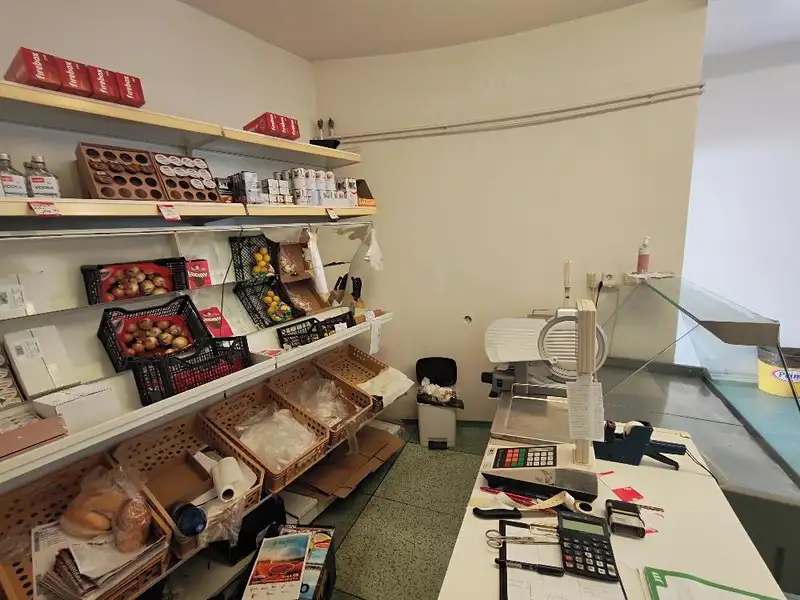 Pronájem obchodního prostoru 130 m², Prostějov – náhled fotky 1