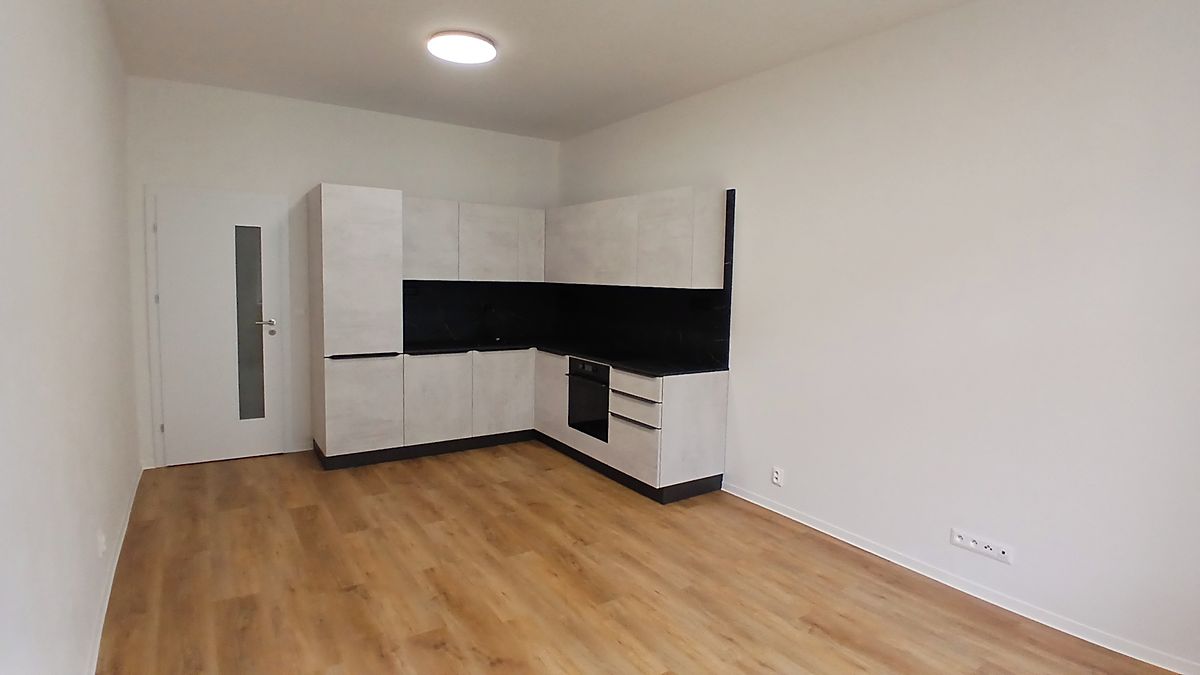 Pronájem bytu 3+kk 69 m²