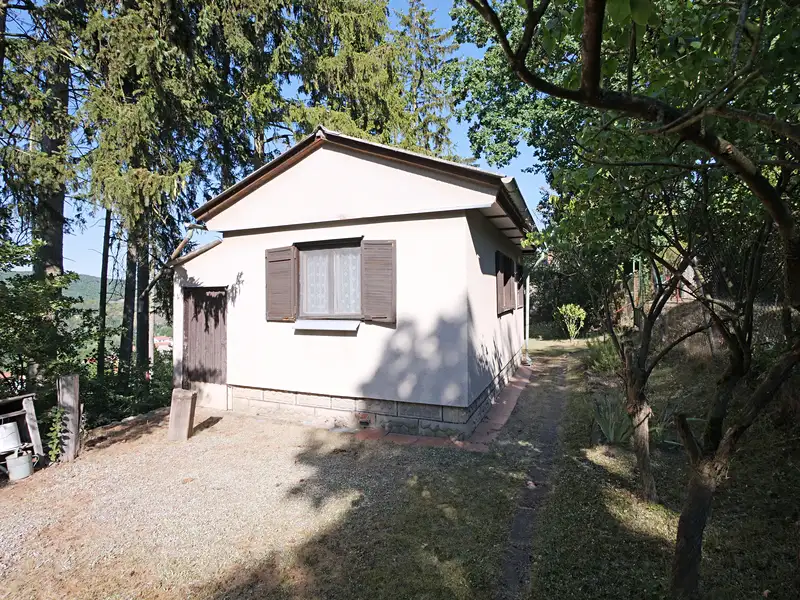 Prodej chaty 25 m², pozemek 293 m², Zadní Třebaň – náhled fotky 2
