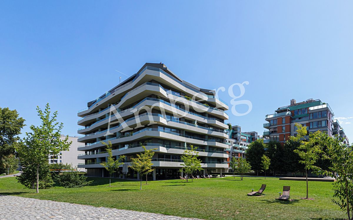 Prodej obchodního prostoru 59 m² – fotografie 2