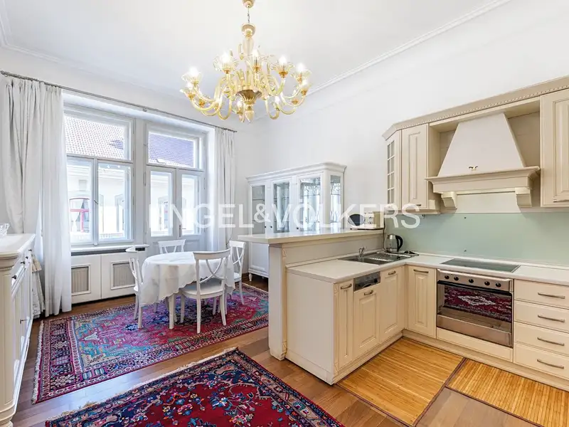 Pronájem bytu 3+kk 77 m², Praha – náhled fotky 1