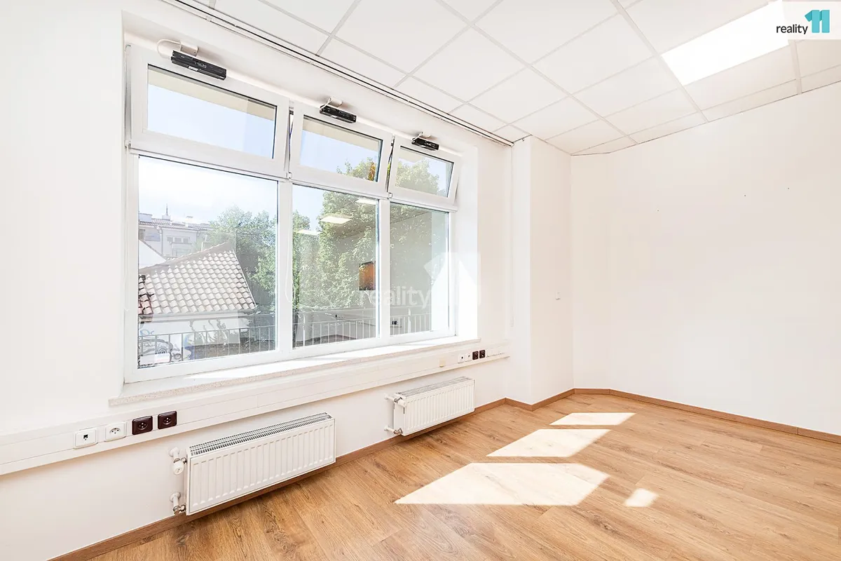 Pronájem kanceláře 48 m²