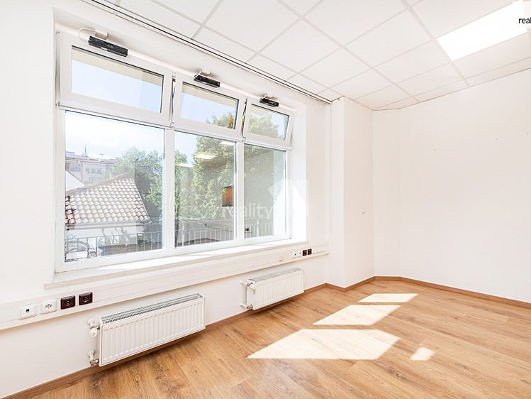 Комерційне приміщення в оренду, 48 м² (1 з 24)